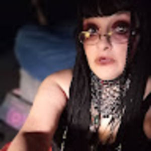 Meet your Posher, Nikki